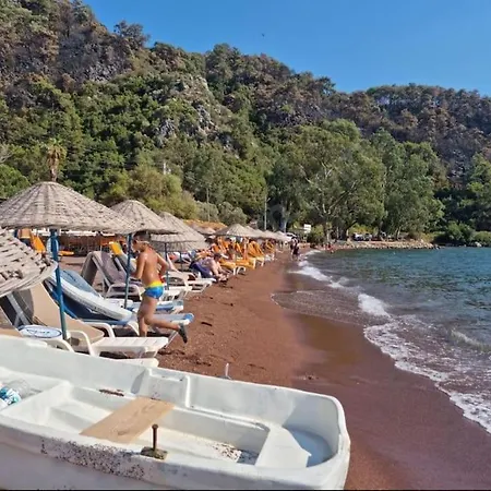 Vila Marmaris-hisaroenue'nde Isitmali Havuzlu Marmaris