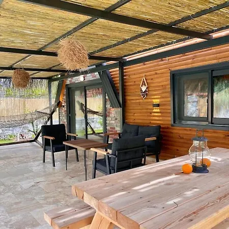 Marmaris-hisaroenue'nde Isitmali Havuzlu Vila