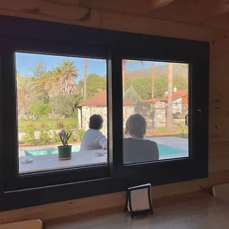 Marmaris-hisaroenue'nde Isitmali Havuzlu Villa *